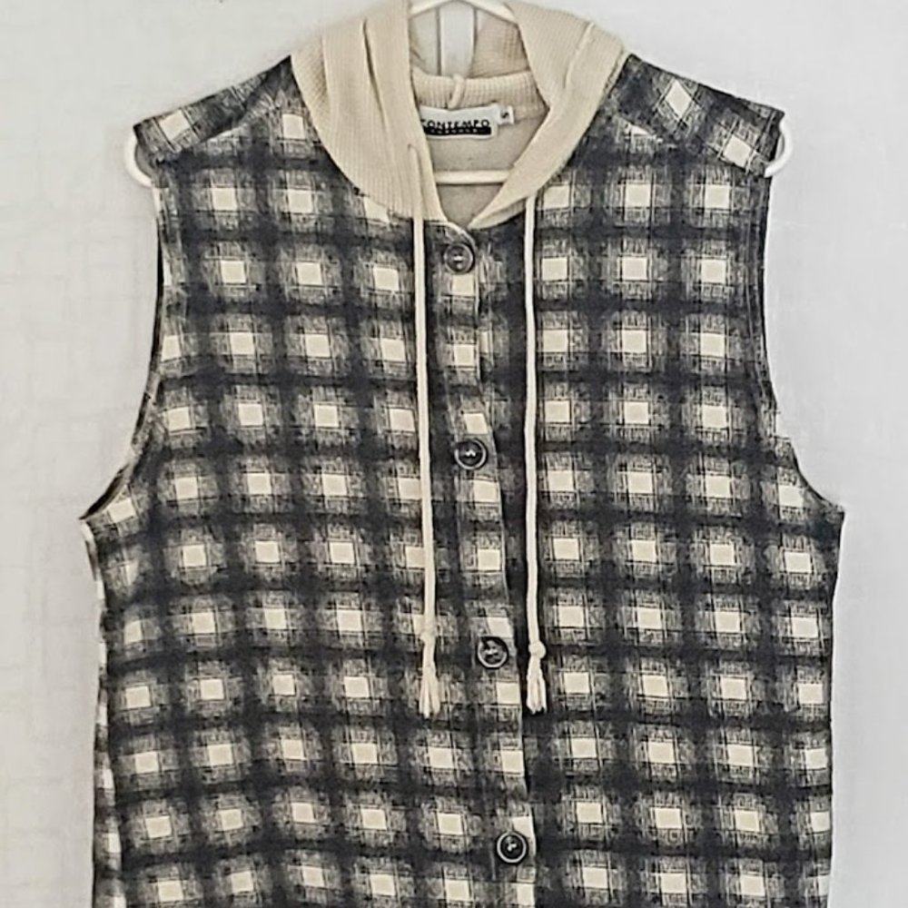 Contempo hooded vest In excellent condition